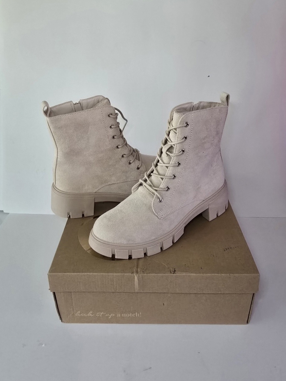Charlotte Russe Maddie 22 Stone Suede Combat Boots Size 10 NWT